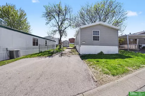 15025 E Plz #192, Omaha, NE 68137