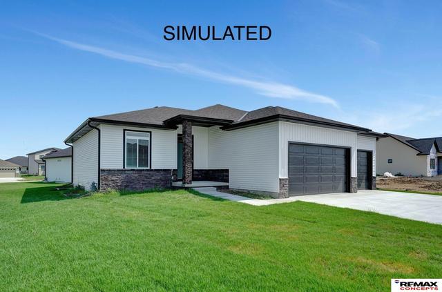 815 Regiment Rd, Lincoln, NE 68527