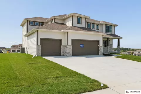 12603 Carpenter St, La Vista, NE 68138