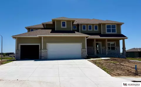 12603 Carpenter St, La Vista, NE 68138