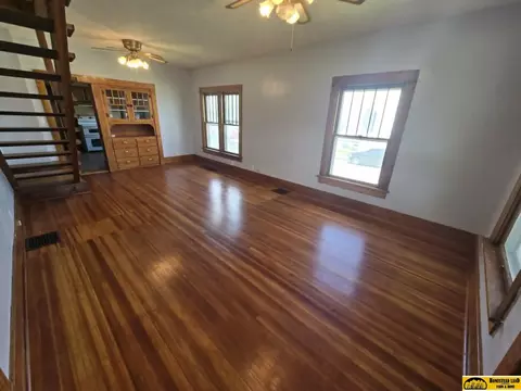 Living - 302 Austin St, Pickrell, NE 68422 photo 1 of 2