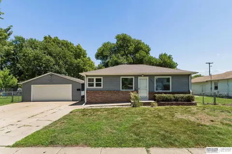 1830 N Irving St, Fremont, NE 68025
