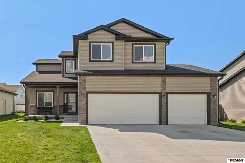 11947 N 144th St, Waverly, NE 68462