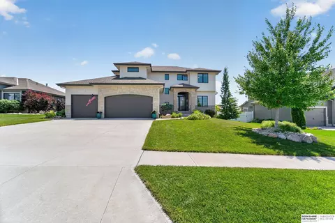 11461 Mercury St, Papillion, NE 68046