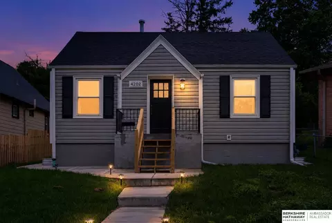 4202 Miller St, Omaha, NE 68107