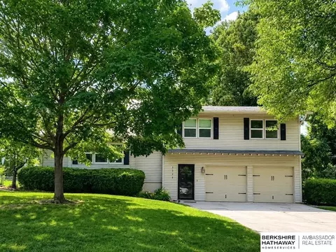 3322 S 118th St, Omaha, NE 68144