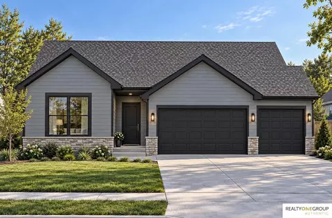 1292 S 14th Cir, Blair, NE 68008