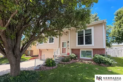 5318 S 190th Ter, Omaha, NE 68135