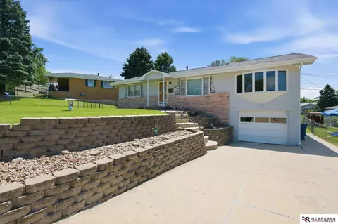 7212 S 41 Ave, Bellevue, NE 68147
