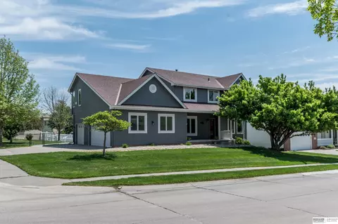 1723 N 171st St, Omaha, NE 68118