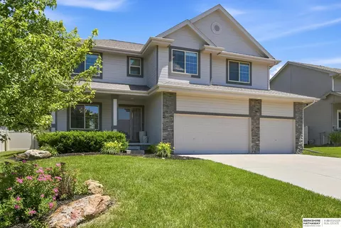 3903 S 192 Ave, Omaha, NE 68130