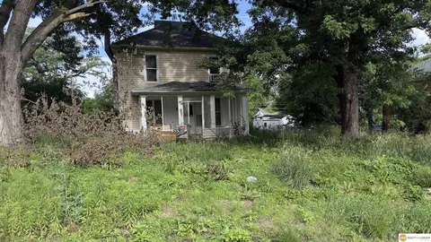805 7 St, Peru, NE 68421