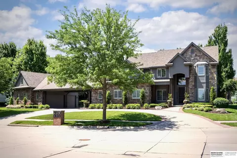 4950 S 176 Ave, Omaha, NE 68135
