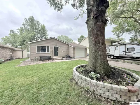 5012 Martin St, Lincoln, NE 68504