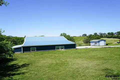 Exterior - 72873 620 Ave, Tecumseh, NE 68450 photo 2 of 4