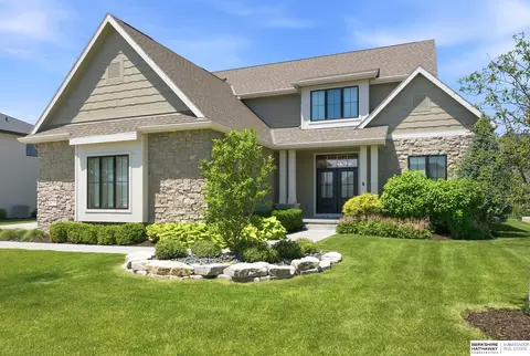 2110 S 210th St, Elkhorn, NE 68022