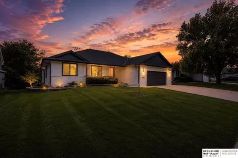 15821 N 2 St, Bennington, NE 68007