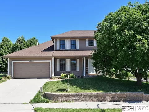 16808 Seward St, Omaha, NE 68118