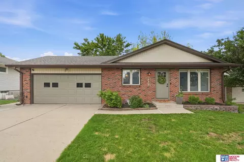 5506 Sherman St, Lincoln, NE 68506