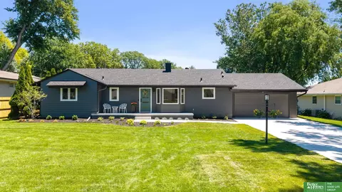 2605 S 87 Ave, Omaha, NE 68114