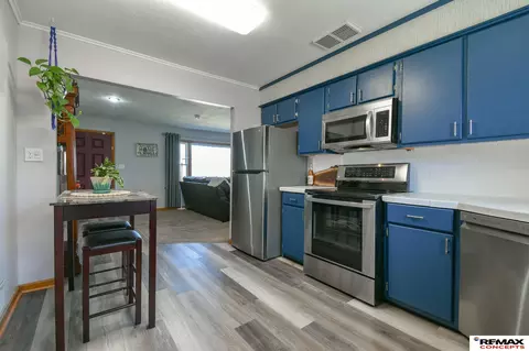 Kitchen - 1309 Grant St, Beatrice, NE 68310 photo 4 of 4
