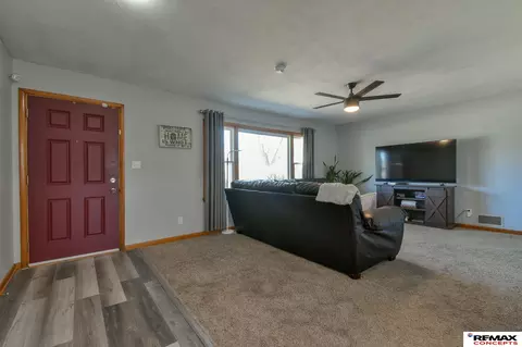 Entry Way - 1309 Grant St, Beatrice, NE 68310 photo 1 of 2