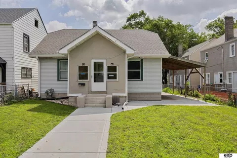 1007 S 28th St, Omaha, NE 68105