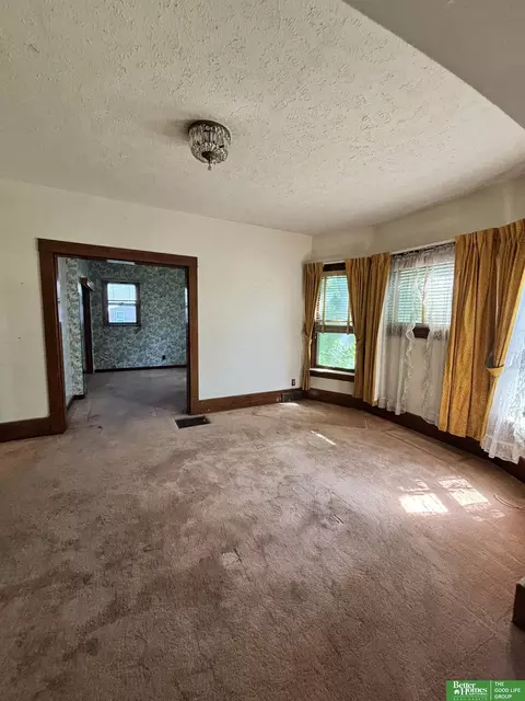 Living - 105 E 5 St, Stromsburg, NE 68666 photo 1 of 1