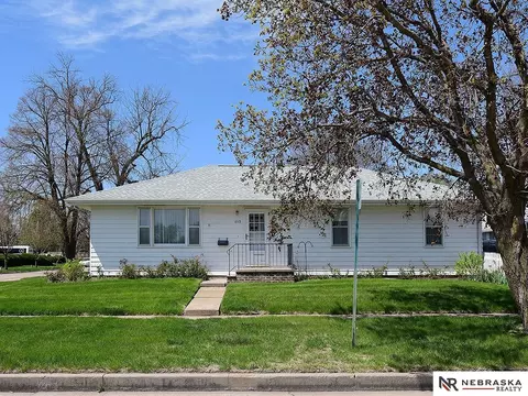 1115 N Irving Ave, Fremont, NE 68025
