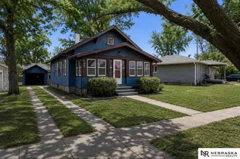 643 W 6th St, York, NE 68467