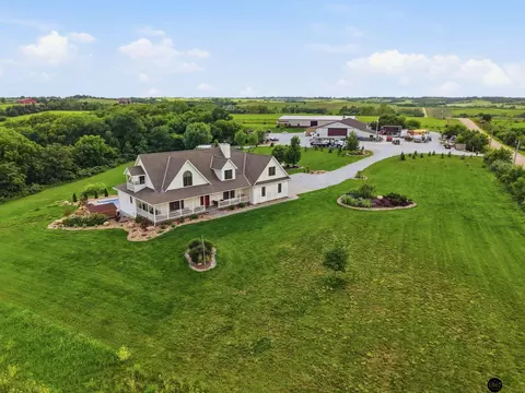 1561 Raymond Rd, Garland, NE 68360