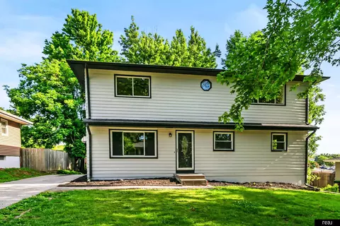 9144 Meredith Ave, Omaha, NE 68134
