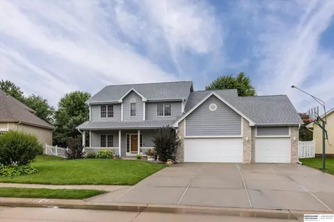 5122 N 141st St, Omaha, NE 68164