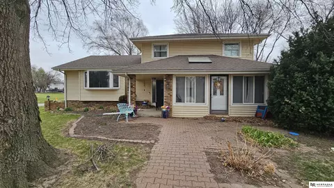 14830 Paul Plz, Omaha, NE 68154