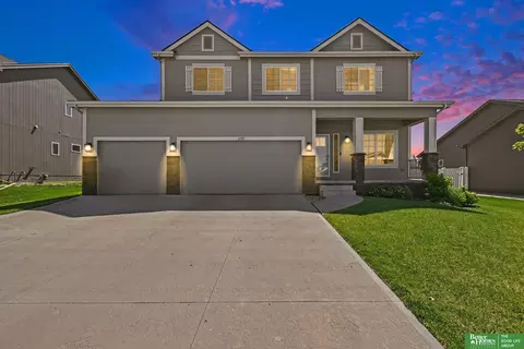 6307 N 169th St, Omaha, NE 68116