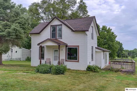 430 W Ellsworth St, Arlington, NE 68002