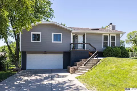 15919 Ohern St, Omaha, NE 68135