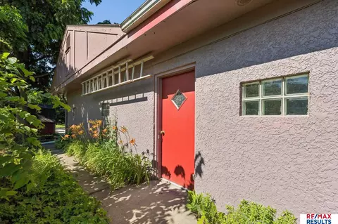 Exterior - 5902 Whitmore St, Omaha, NE 68152 photo 8 of 11