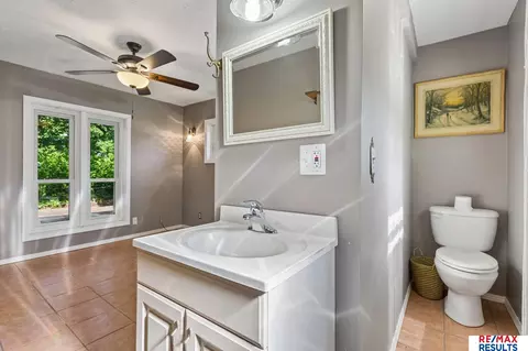 Bath - 5902 Whitmore St, Omaha, NE 68152 photo 3 of 3