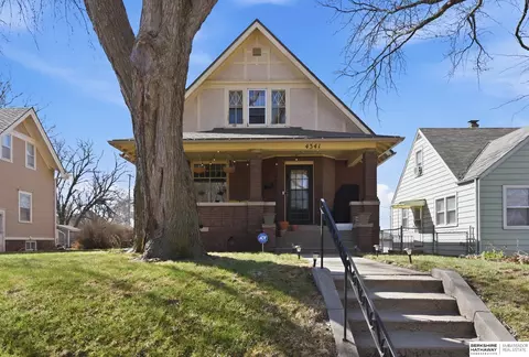 4341 Seward St, Omaha, NE 68111