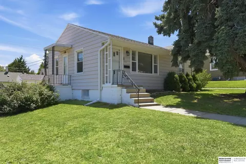 3901 Gold St, Omaha, NE 68105