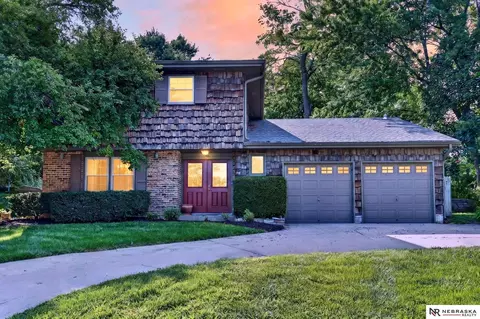 7076 Nicholas Cir, Omaha, NE 68132