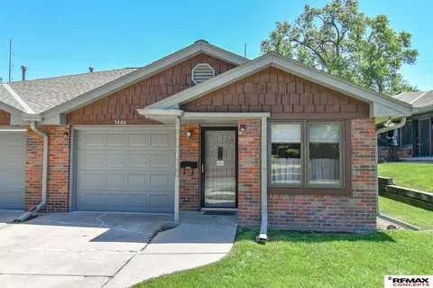 5440 Pioneers Blvd, Lincoln, NE 68506