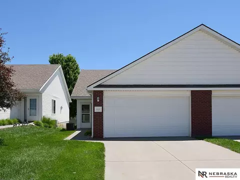 4124 N 25 St, Lincoln, NE 68521