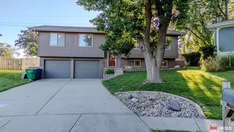 13014 Chandler St, Omaha, NE 68138
