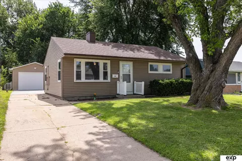 3103 S 38th Ave, Omaha, NE 68105