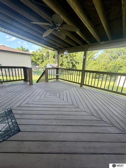 Exterior - 121 5th Ave, Ceresco, NE 68017 photo 4 of 6