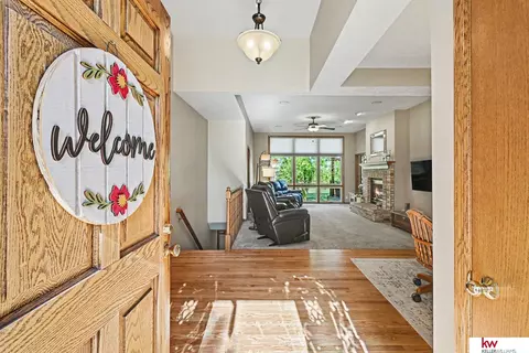 9920 S 172 Cir, Omaha, NE 68136