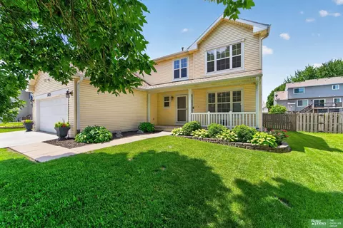 14725 Sprague St, Omaha, NE 68116