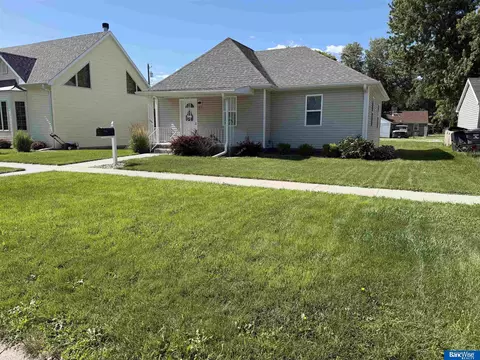 315 N Street St, Aurora, NE 68818